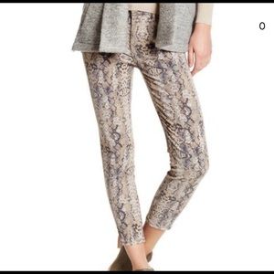 Free People Velvet Snakeskin print Jeans, size 28